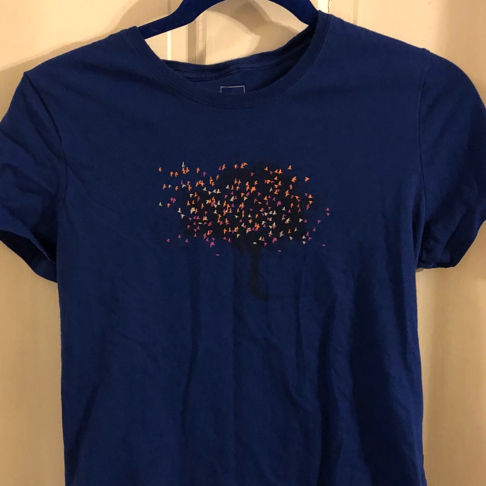 North Face Women’s T-Shirt Medium- like new